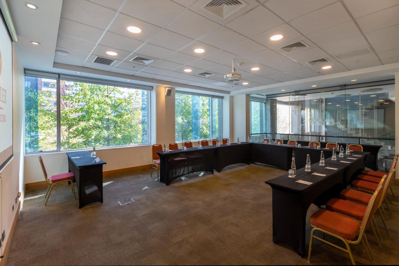 Best Western Premier Marina Las Condes Сантьяго Экстерьер фото