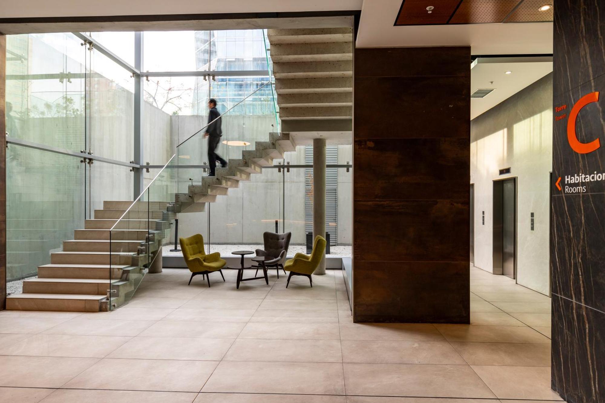 Best Western Premier Marina Las Condes Сантьяго Экстерьер фото